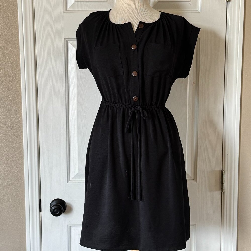 Monteau Los Angeles Black Flutter Sleeve Button Front Tie Waist Dress Black